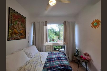 Quarto 1 de apartamento à venda com 2 quartos, 68m² em Laranjeiras, Rio de Janeiro