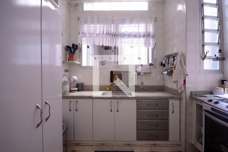 Casa à venda com 166m², 3 quartos e 4 vagasCopa/Cozinha 