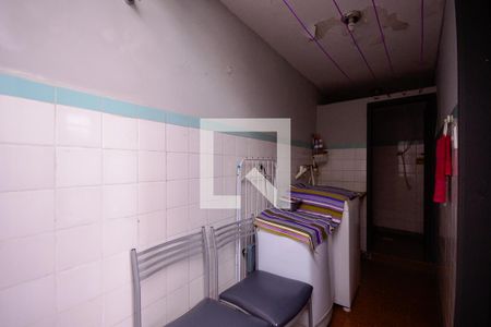 Casa à venda com 166m², 3 quartos e 4 vagasÁrea de Serviço 