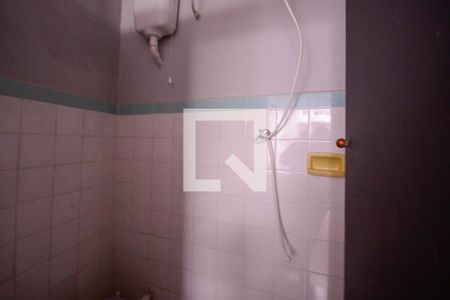 Casa à venda com 166m², 3 quartos e 4 vagasÁrea de Serviço - Banheiro 