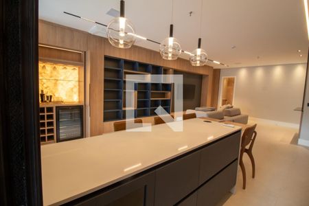Apartamento à venda com 105m², 2 quartos e 2 vagas Apartamento à venda com 105m², 2 quartos e 2 vagasCozinha