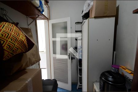 Apartamento à venda com 75m², 2 quartos e 1 vaga Apartamento à venda com 75m², 2 quartos e 1 vagaQuarto de Serviço