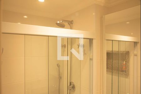 Apartamento à venda com 73m², 3 quartos e 2 vagasBanheiro