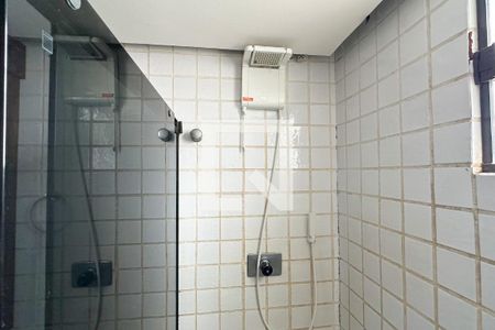 Apartamento à venda com 380m², 4 quartos e 2 vagas Apartamento à venda com 380m², 4 quartos e 2 vagasBanheiro da Suíte