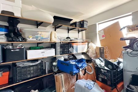 Apartamento à venda com 380m², 4 quartos e 2 vagas Apartamento à venda com 380m², 4 quartos e 2 vagasQuarto de Serviço