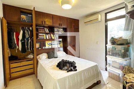 Apartamento à venda com 380m², 4 quartos e 2 vagas Apartamento à venda com 380m², 4 quartos e 2 vagasSuíte