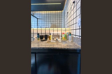 Apartamento à venda com 380m², 4 quartos e 2 vagas Apartamento à venda com 380m², 4 quartos e 2 vagasBanheiro Social