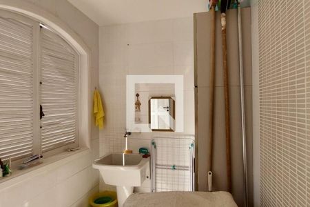 Casa à venda com 357m², 4 quartos e 3 vagas