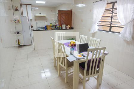 Casa à venda com 150m², 3 quartos e 3 vagasCopa