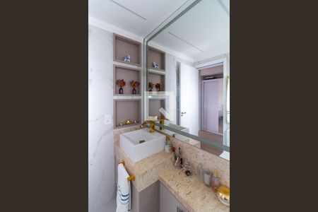 Apartamento à venda com 91m², 2 quartos e 2 vagas Apartamento à venda com 91m², 2 quartos e 2 vagasBanheiro da Suíte 2