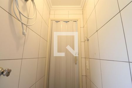 Casa à venda com 250m², 3 quartos e 4 vagasBanheiro de serviço