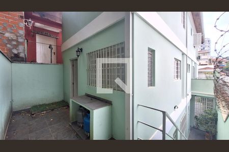 Casa à venda com 250m², 3 quartos e 4 vagas Casa à venda com 250m², 3 quartos e 4 vagasQuintal