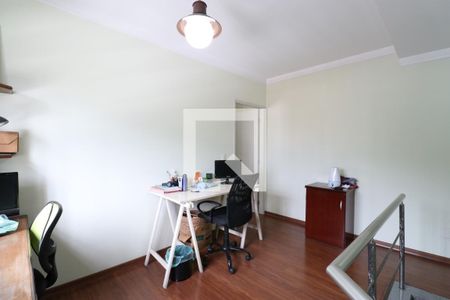 Casa à venda com 250m², 3 quartos e 4 vagasEscritório