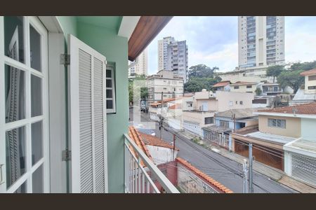 Casa à venda com 250m², 3 quartos e 4 vagas Casa à venda com 250m², 3 quartos e 4 vagasVaranda da suíte 2