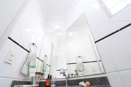 Casa à venda com 250m², 3 quartos e 4 vagasLavabo