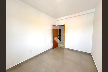 Casa à venda com 105m², 3 quartos e 2 vagas Casa à venda com 105m², 3 quartos e 2 vagasQuarto 3