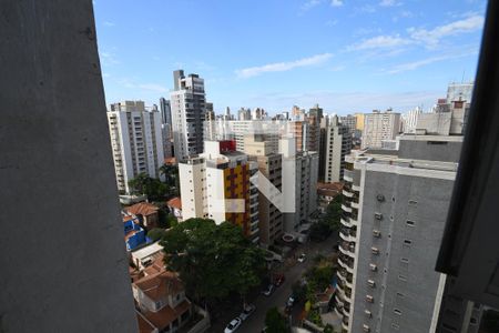 Apartamento à venda com 180m², 3 quartos e 1 vagaÁrea de Serviço - Vista