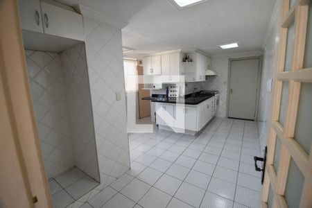 Apartamento à venda com 180m², 3 quartos e 1 vagaCozinha