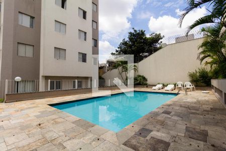 Apartamento à venda com 70m², 3 quartos e 1 vaga Apartamento à venda com 70m², 3 quartos e 1 vagaÁrea comum - Piscina