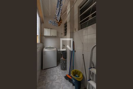 Apartamento à venda com 68m², 3 quartos e 1 vagaÁrea de Serviço