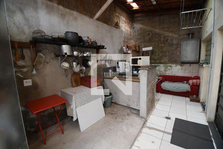 Casa à venda com 242m², 2 quartos e 2 vagasVaranda