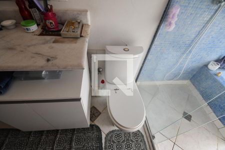 Casa à venda com 242m², 2 quartos e 2 vagasBanheiro 1