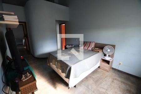 Casa à venda com 242m², 2 quartos e 2 vagasQuarto 2 - Suíte