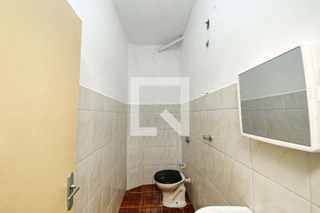 Casa à venda com 162m², 5 quartos e 2 vagasBanheiro 2