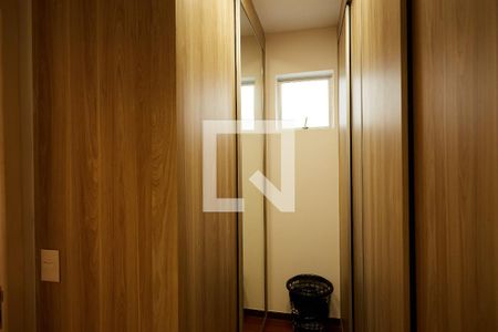 Apartamento para alugar com 180m², 4 quartos e 3 vagas Apartamento para alugar com 180m², 4 quartos e 3 vagasQuarto