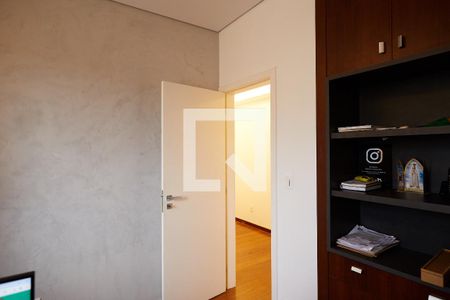 Apartamento para alugar com 180m², 4 quartos e 3 vagas Apartamento para alugar com 180m², 4 quartos e 3 vagasQuarto 3