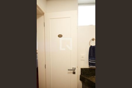 Apartamento para alugar com 180m², 4 quartos e 3 vagas Apartamento para alugar com 180m², 4 quartos e 3 vagasBanheiro