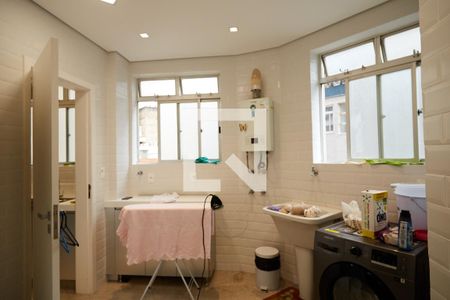 Apartamento para alugar com 180m², 4 quartos e 3 vagas Apartamento para alugar com 180m², 4 quartos e 3 vagasÁrea de Serviço