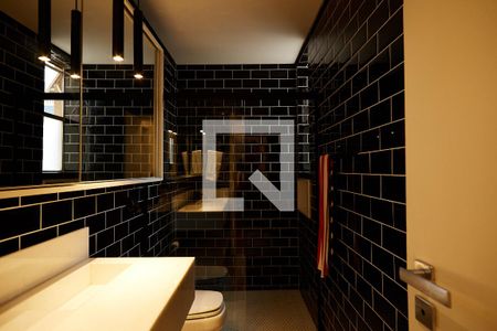 Apartamento para alugar com 180m², 4 quartos e 3 vagas Apartamento para alugar com 180m², 4 quartos e 3 vagasBanheiro