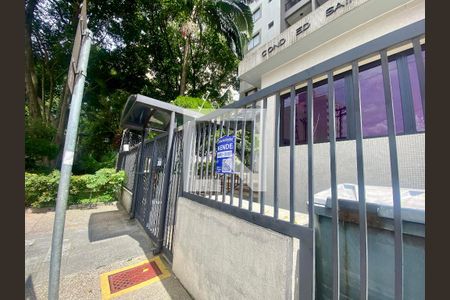 Apartamento para alugar com 60m², 2 quartos e 1 vaga Apartamento para alugar com 60m², 2 quartos e 1 vagaFachada