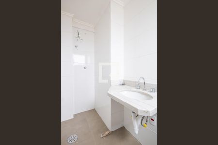 Apartamento à venda com 82m², 2 quartos e 2 vagasBanheiro da Suíte