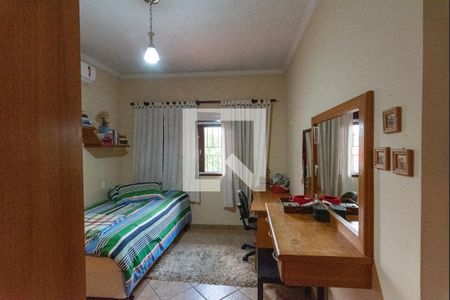 Casa à venda com 352m², 4 quartos e 4 vagasSuíte 2