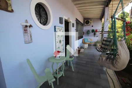 Casa à venda com 224m², 4 quartos e 3 vagasVaranda da Frente