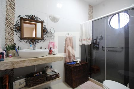 Casa à venda com 224m², 4 quartos e 3 vagasQuarto 3 - Banheiro da Suíte