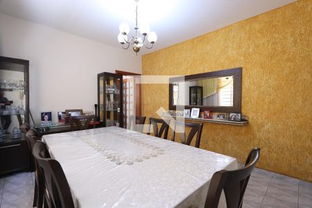 Casa à venda com 200m², 3 quartos e 2 vagasCopa