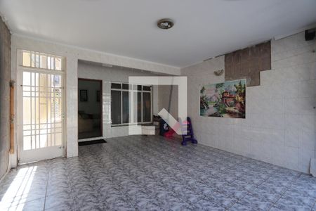 Casa à venda com 200m², 3 quartos e 2 vagasGaragem