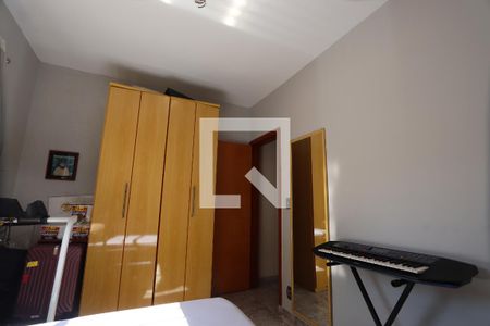 Casa à venda com 200m², 3 quartos e 2 vagasQuarto 2