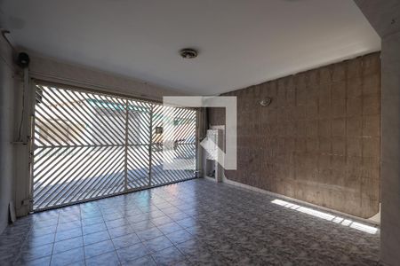 Casa à venda com 200m², 3 quartos e 2 vagasGaragem