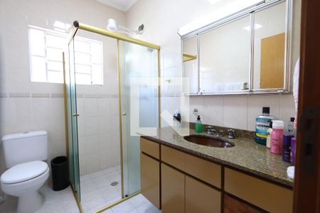 Casa à venda com 200m², 3 quartos e 2 vagasBanheiro