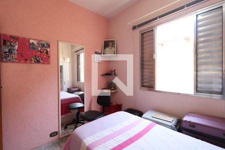 Casa à venda com 200m², 3 quartos e 2 vagasQuarto 3