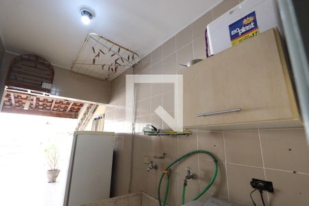 Casa à venda com 200m², 3 quartos e 2 vagasLavanderia