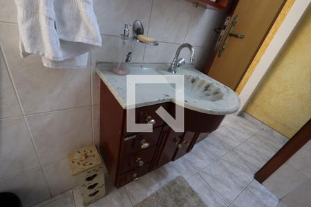 Casa à venda com 200m², 3 quartos e 2 vagasLavabo