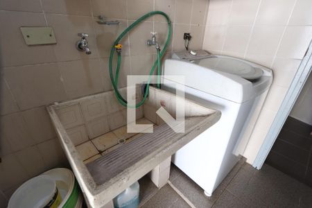 Casa à venda com 200m², 3 quartos e 2 vagasLavanderia