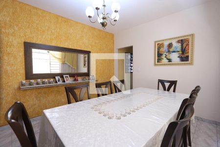 Casa à venda com 200m², 3 quartos e 2 vagasCopa