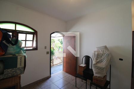 Casa à venda com 260m², 5 quartos e 8 vagasEdícula - Sala