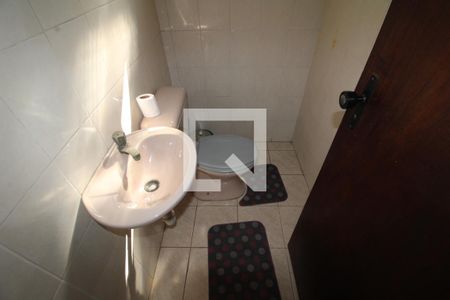 Casa à venda com 260m², 5 quartos e 8 vagasÁrea de Serviço - Banheiro